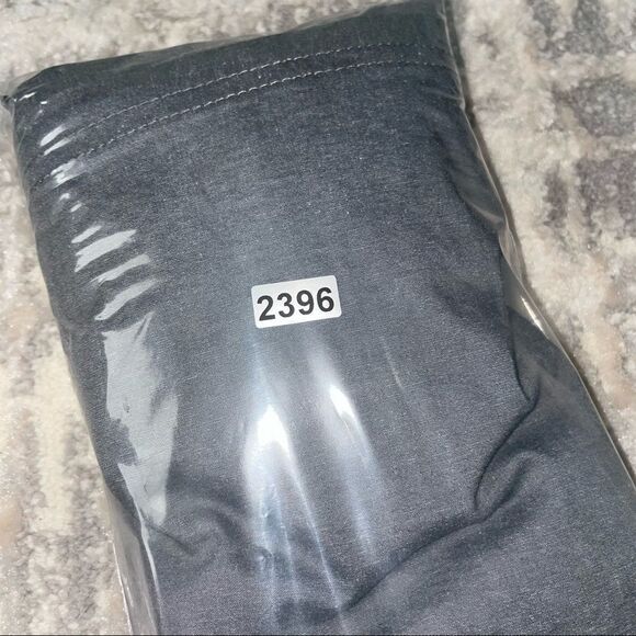 🏷️ 5 for $25 - Original Use: Checkered Swim Trunks - Picture 9 of 9